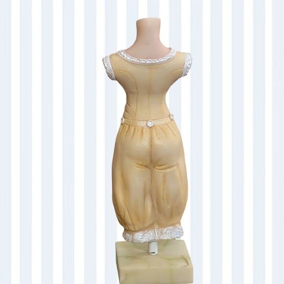 In Full Bloom Silhouettes Handmade By The Latest Thing - Picture 3 of 4